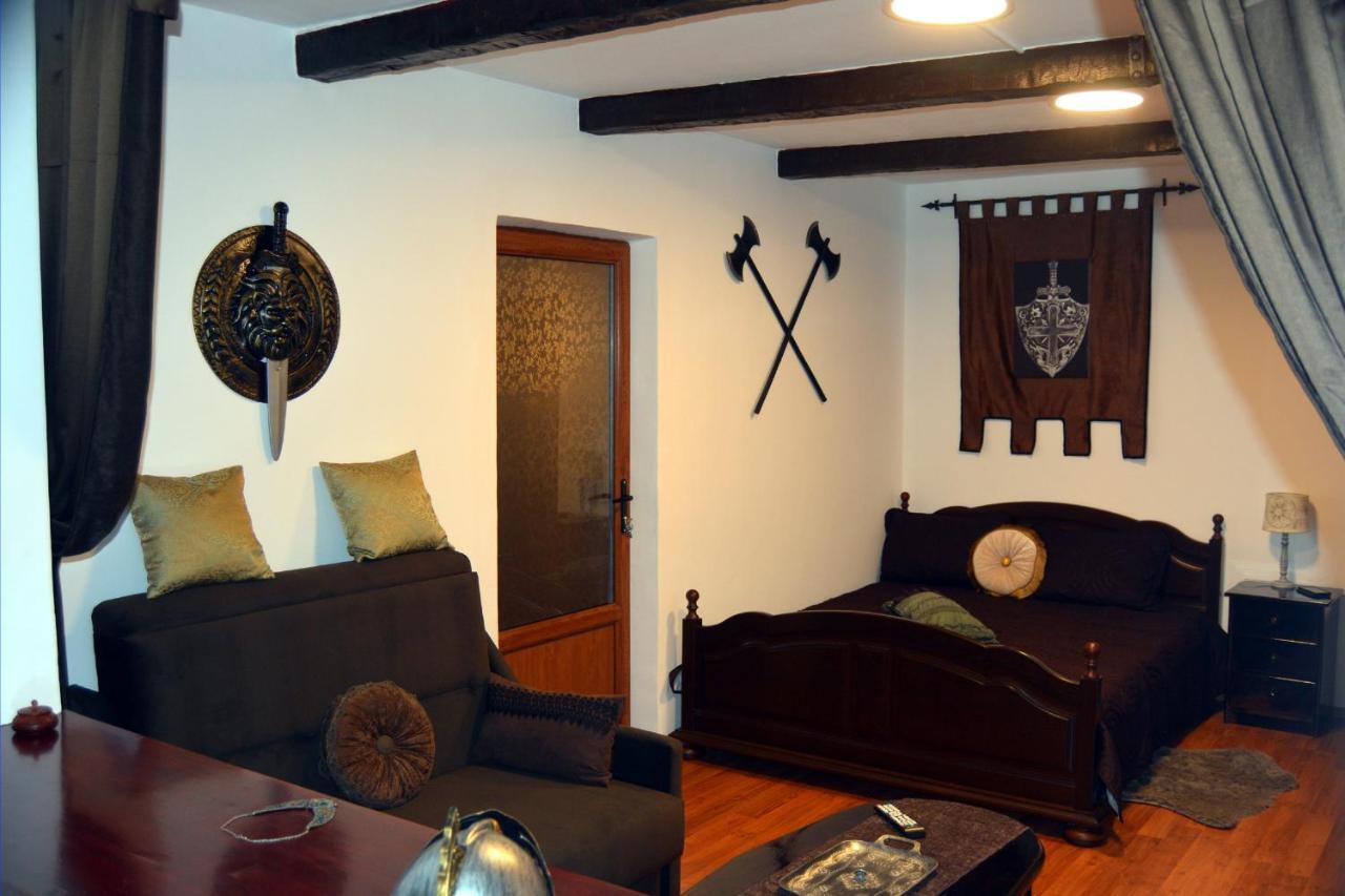 Apartament Medieval Предял Экстерьер фото